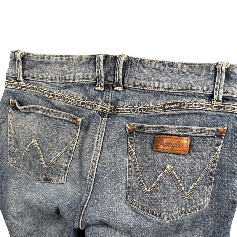 Wrangler Bootcut Jeans Womens 11x32 Blue Medium Wash Embroidered Mid Rise Rodeo